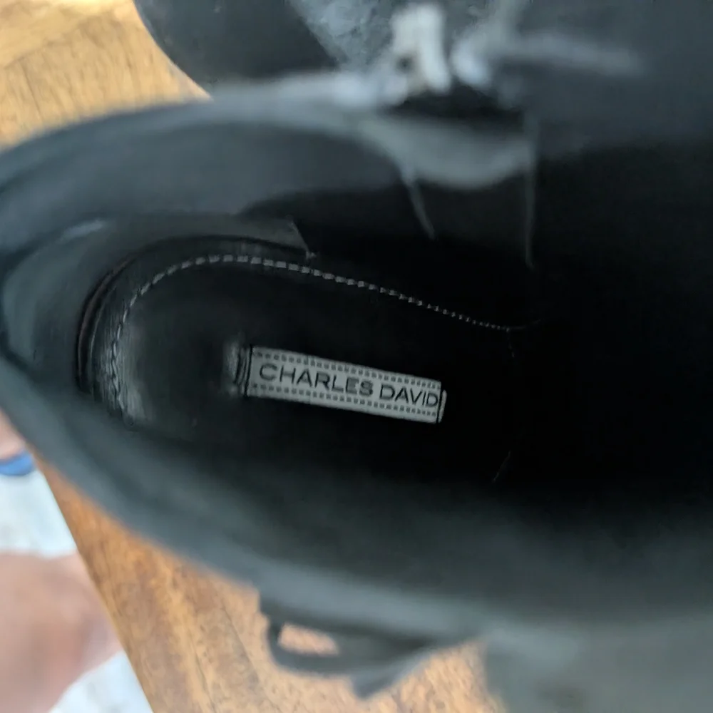 Charles David Bootie 7.5 Black‎ Suede Fringe Cowgirl Western Rocker Grunge Wedge